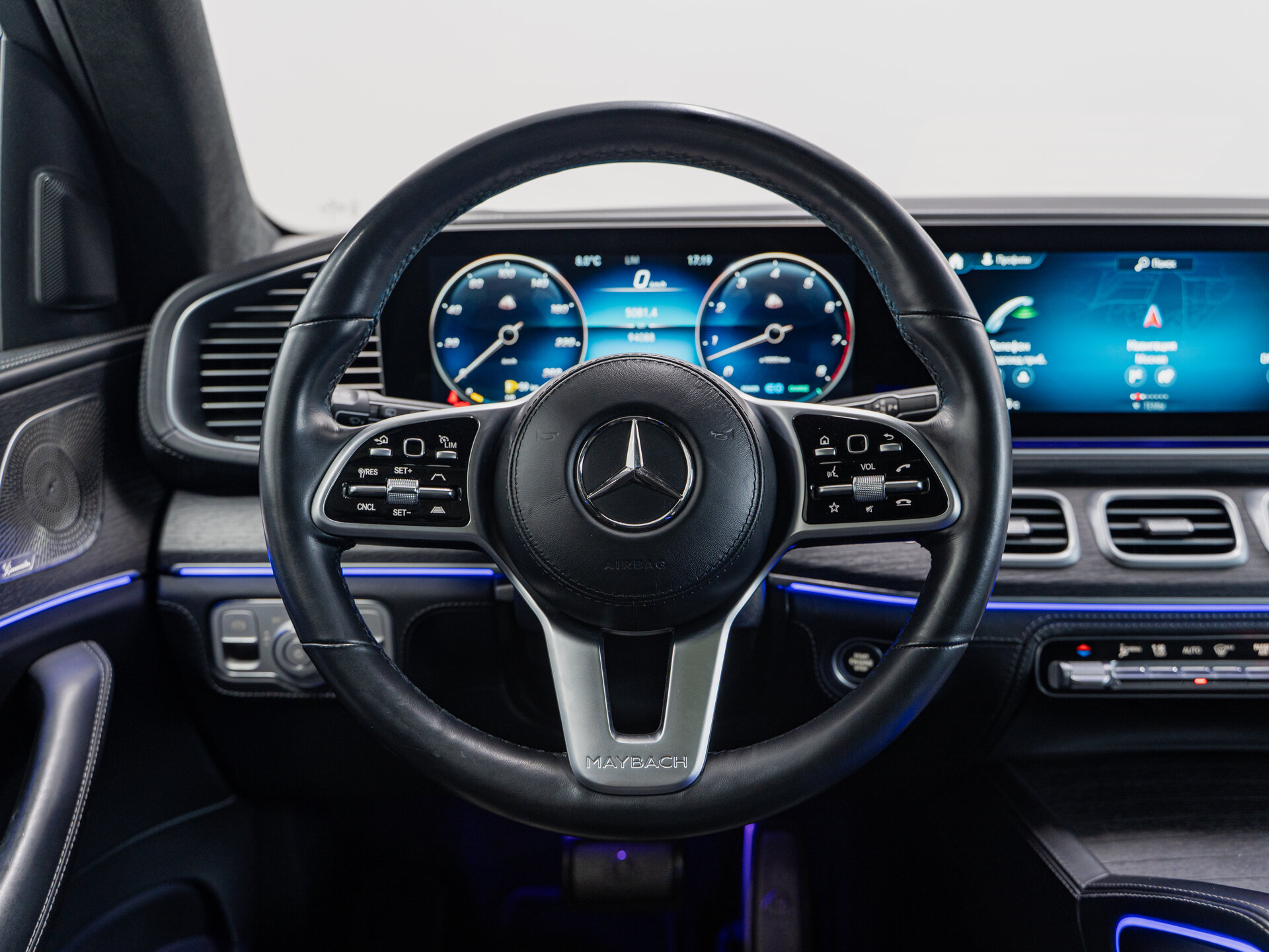 Автомобиль Mercedes-Benz Maybach GLS 600 4.0 AT (558 л.с.) 4WD - 13