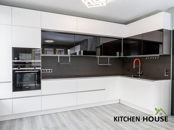 Kitchen-house