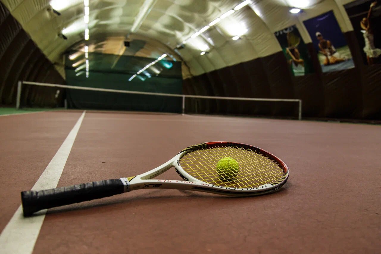 «Теннисные клубы и школы» фото материала