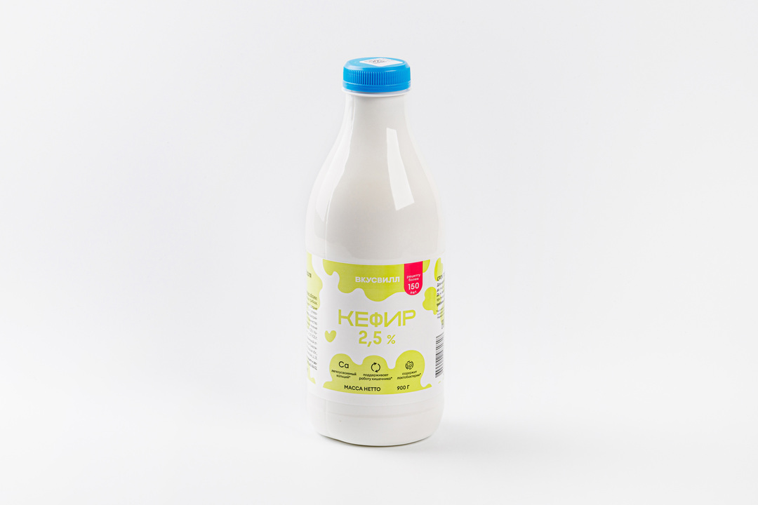 

Кефир 2,5% в бутылке 900 г