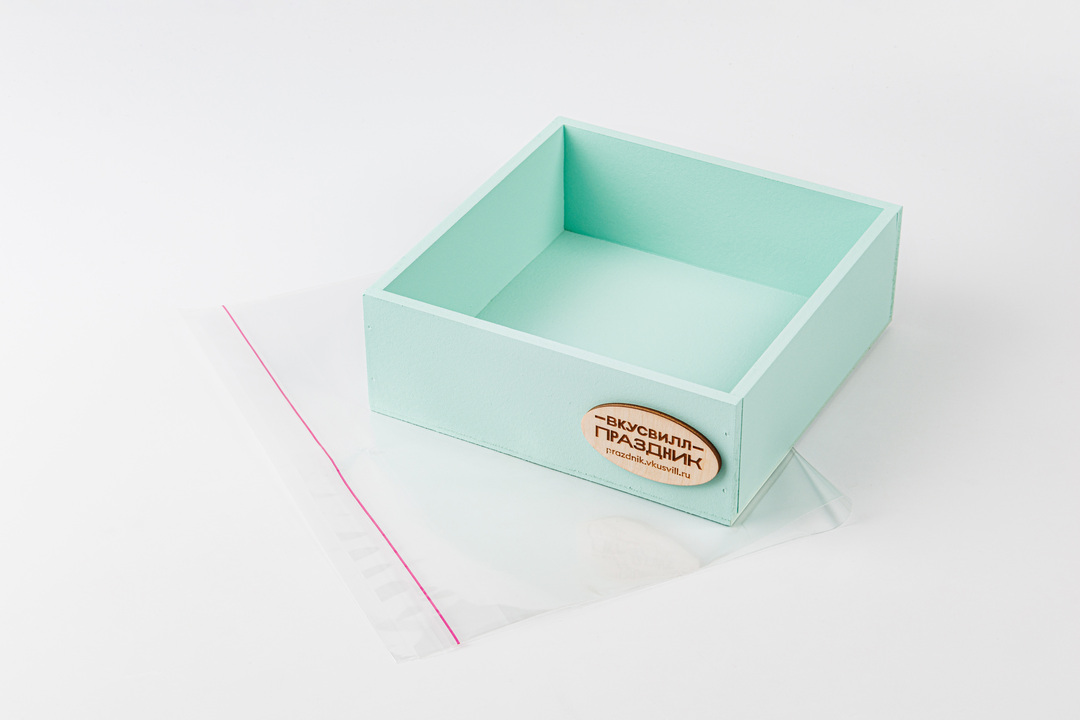 

Бокс мини ВкусВилл Праздник подарочный мятный