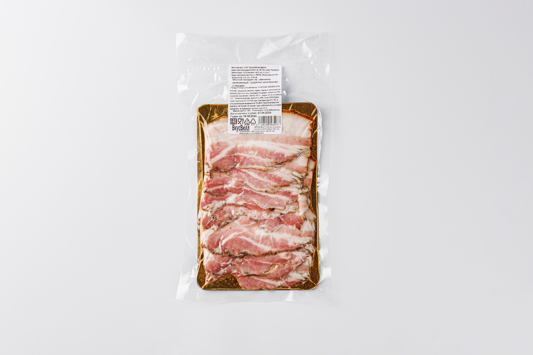 

Грудинка запеченная с перцем, нарезка