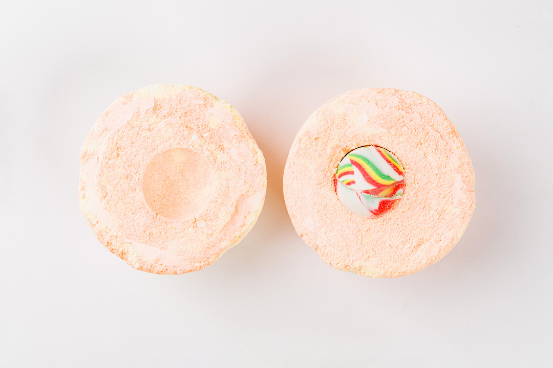 

Бомбочка для ванны с игрушкой мячик внутри микс ароматов