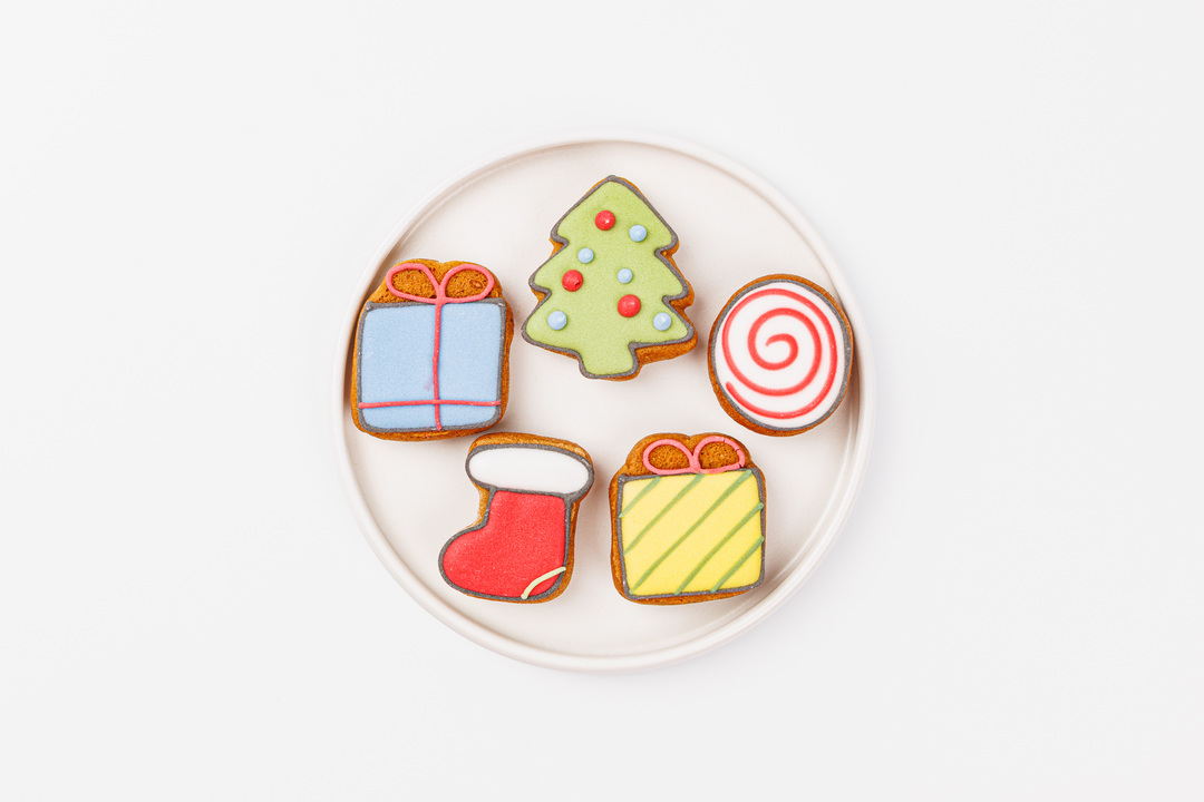 

Пряники-мини имбирные Новогодние миниатюры дизайн в ассортименте 1 упаковка 45 г