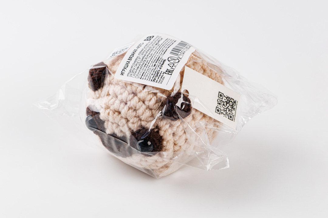 

Игрушка вязаная "Мопс"