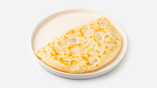 Лепешка с курицей и овощами, кафе