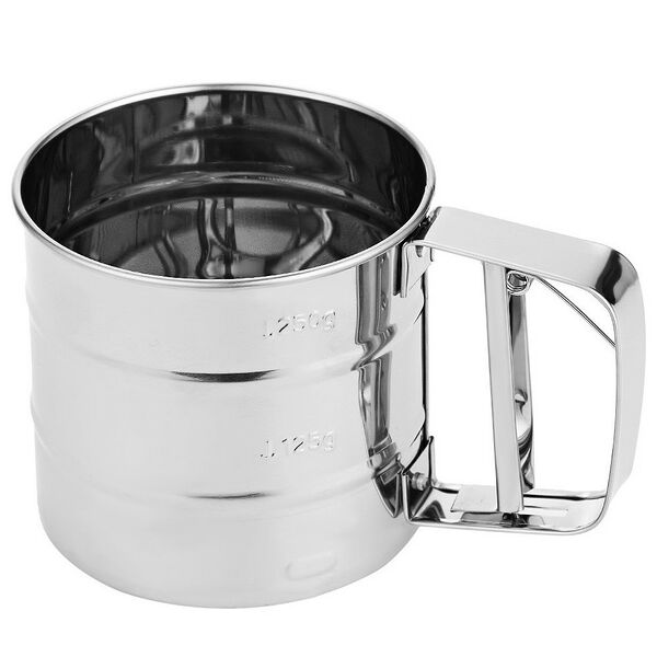 Кружка-сито для просеивания муки Fornata