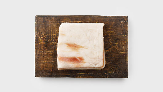 Шпик соленый