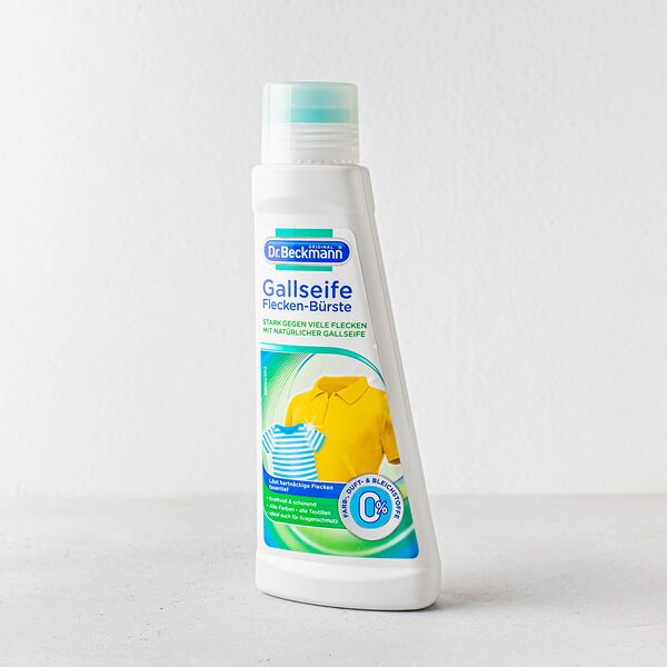 Пятновыводитель с щеткой Dr. Beckmann Pre Wash, 250мл