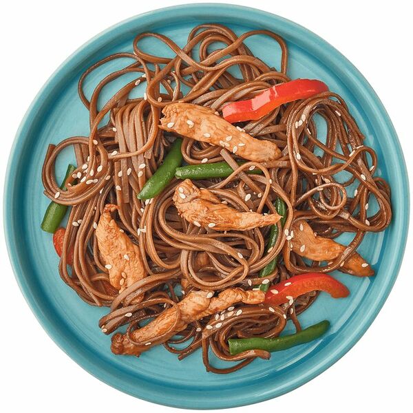 Гречневая лапша с курицей и овощами Шеф Перекрёсток 240 г