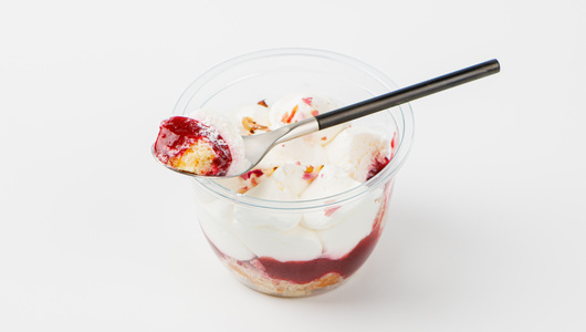 

Десерт "Японская вишня" с лепестками розы 135г