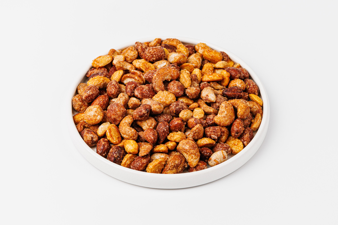 

Смесь орехов и арахиса ВкусВилл в соленой карамели 150 г