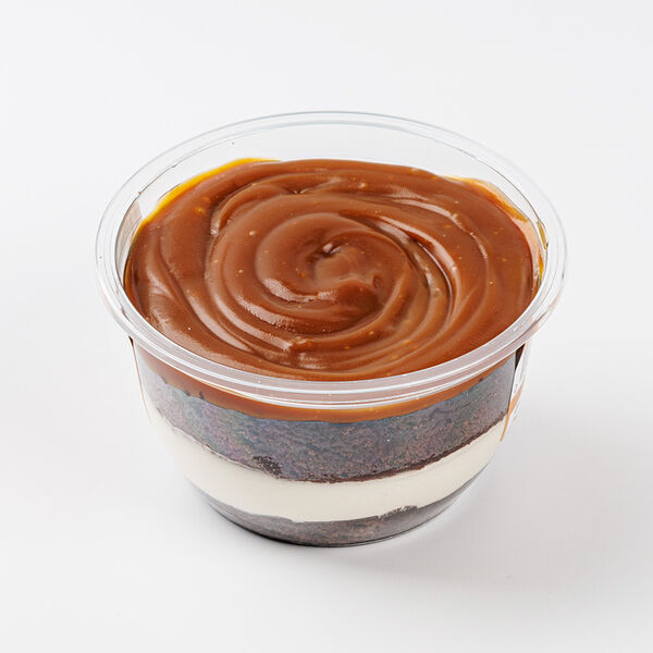 Десерт замороженный в банке Брауни с арахисовым кремом и карамелью, кафе