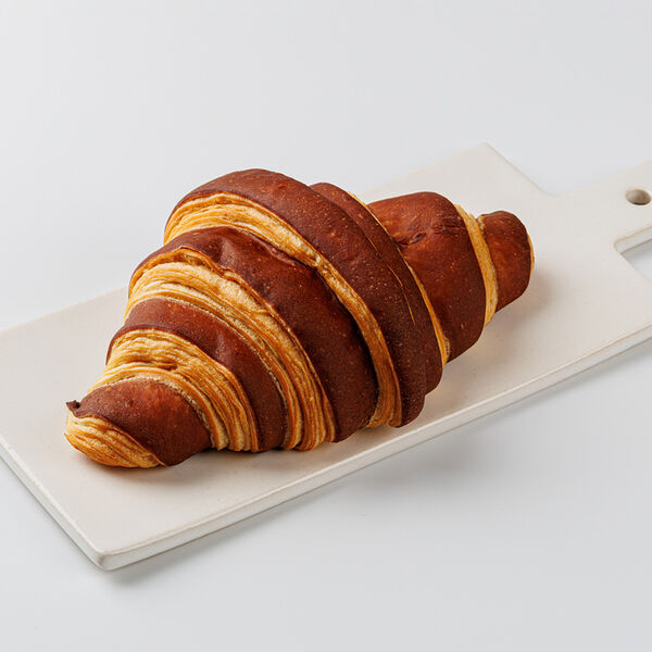 Круассан с шоколадной начинкой