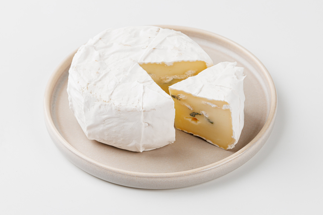 

Сыр мягкий с голубой и белой плесенью "Блю де Вирга" 125г