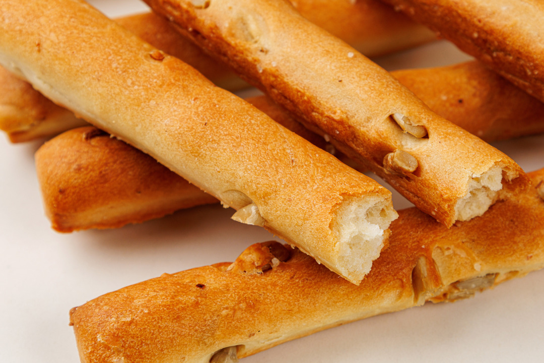 

Палочки хлебные Grissini с семенами подсолнечника и морской солью 80 г