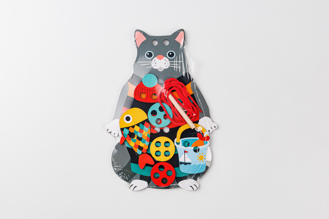 

Шнуровка Mapacha Кот-рыболов, 6 деталей, шнурок