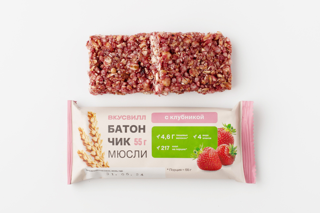

Батончик-мюсли с клубникой