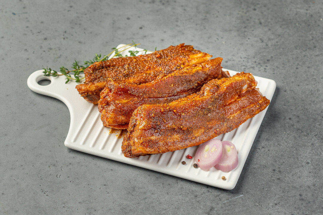 

Ребро свиное в маринаде вес.