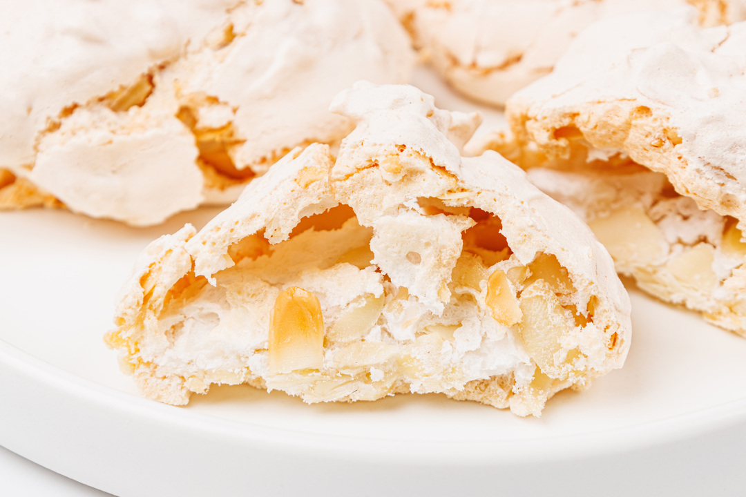 

Меренга ВкусВилл с миндалем и арахисом 70 г