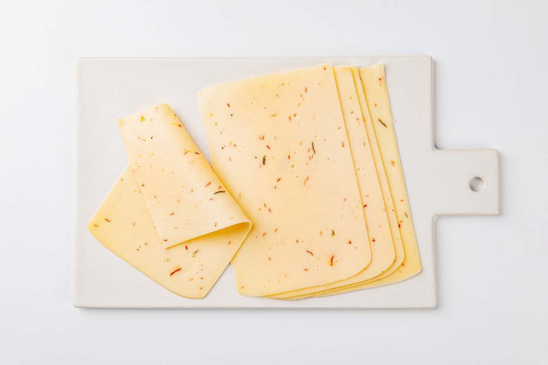 

Сыр Вкусвилл с чили и паприкой нарезка, 125 г