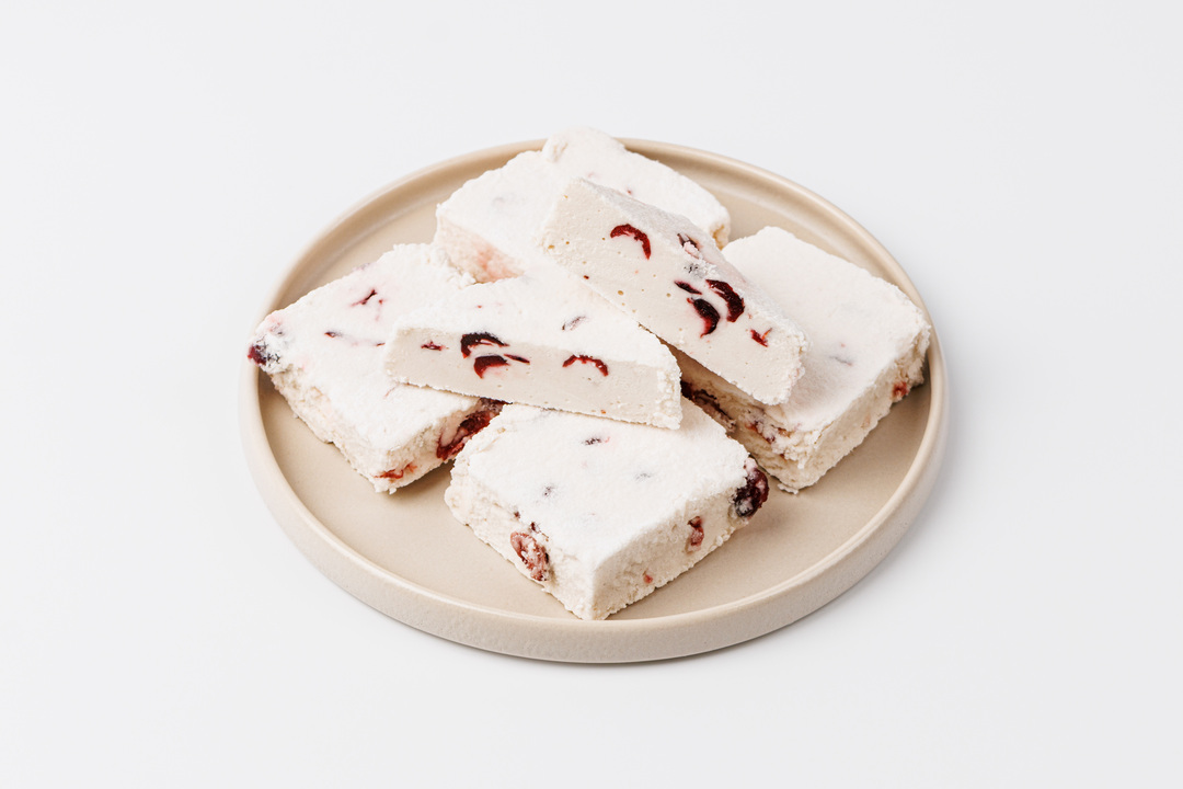 

Лукум сбивной с клюквой вес