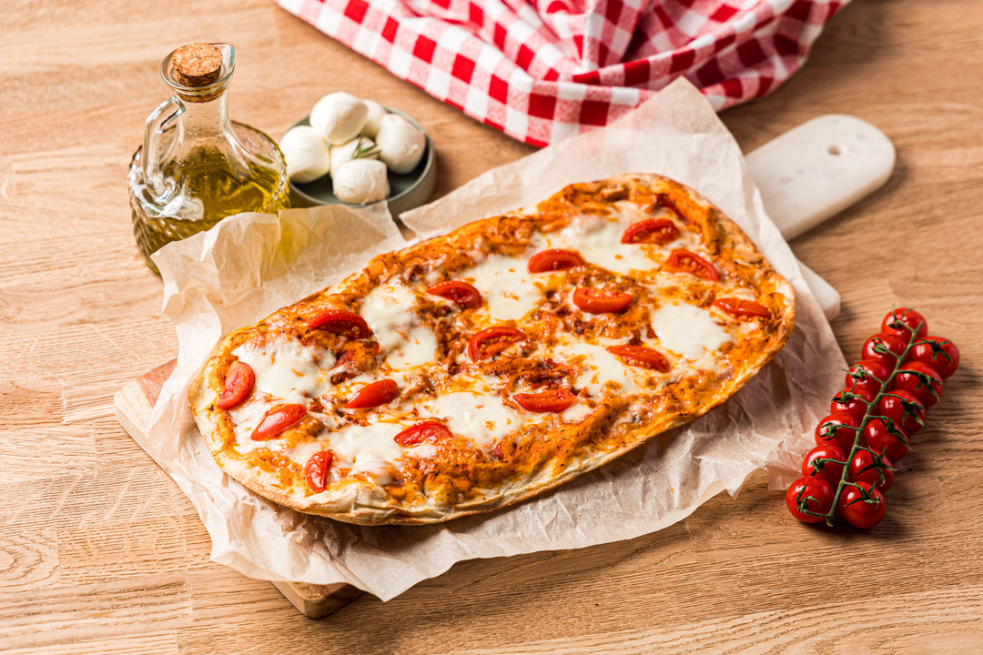 

Пицца римская "Маргарита" макси, зам.(Продукт замороженный)