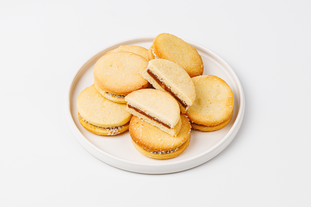 

Печенье Сэндвич со сгущенкой и арахисом 200 г