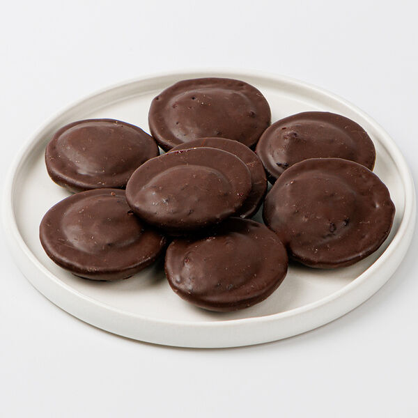 Печенье сдобное Шоколадная легенда с вишней