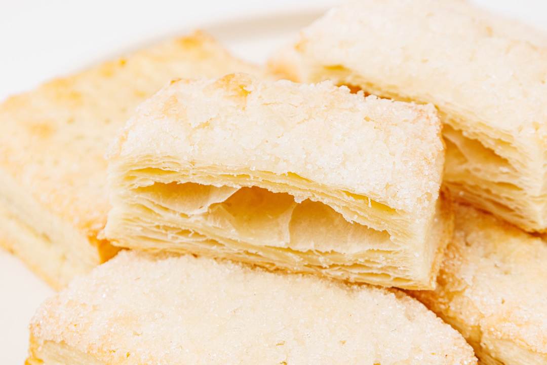 

Язычок ВкусВилл слоеный с сахаром 200 г