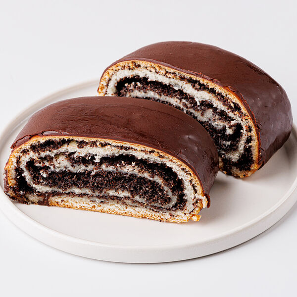 Булочка маковая, кафе