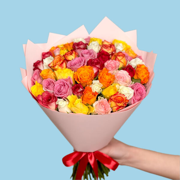 Букет цветов из 51 розы микс 35 см МП пленка