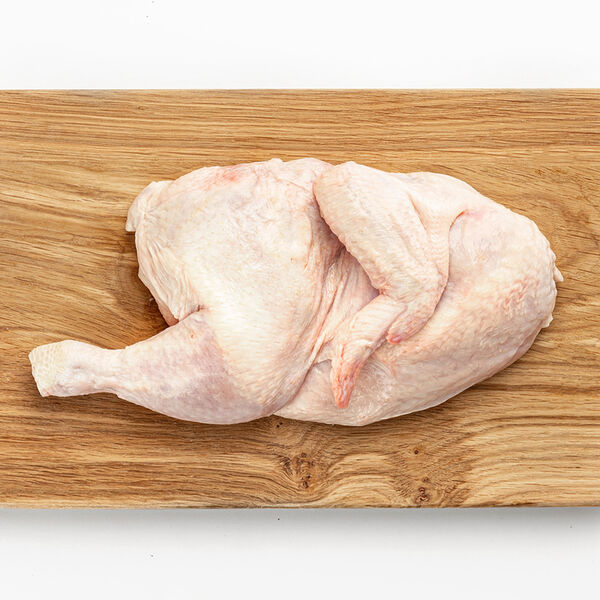 Полутушка цыпленка-бройлера