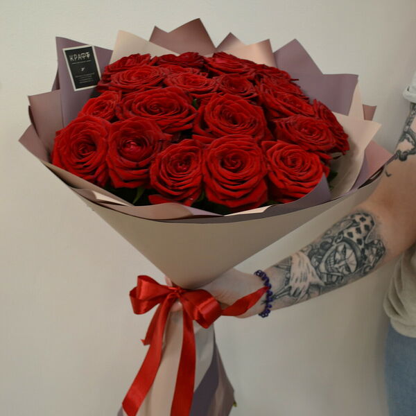 21 красная роза