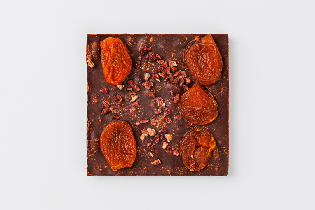 

Шоколад Sweet Bean Абрикос и грецкий орех 45 г