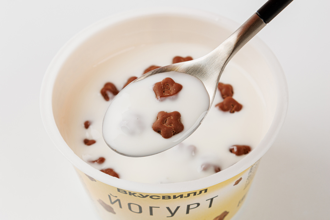 

Йогурт ВкусВилл с драже печенье в молочном шоколаде 2.5%, 187 г