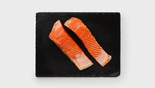 Форель филе-кусок на коже замороженный 