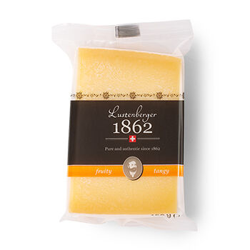 Сыр фруктово-пряный 50% Lustenberger