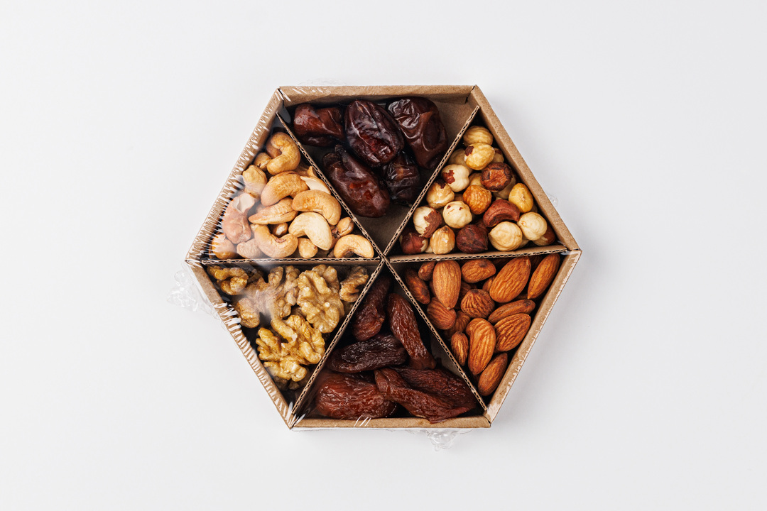 

Ассорти орехов и сухофруктов