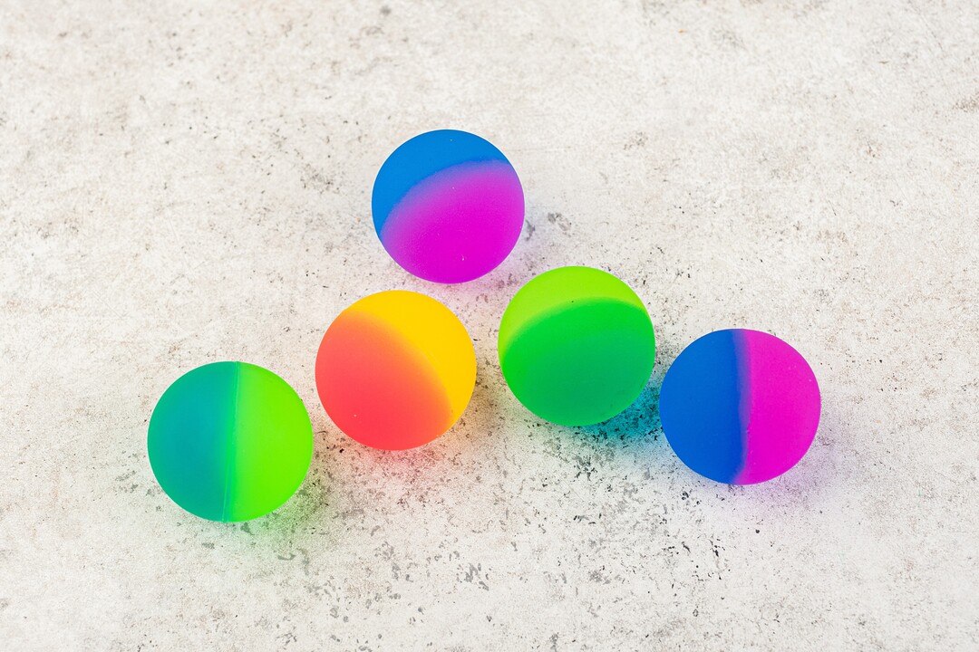 

Мячики-попрыгунчики Цветные 5 шт в ассортименте