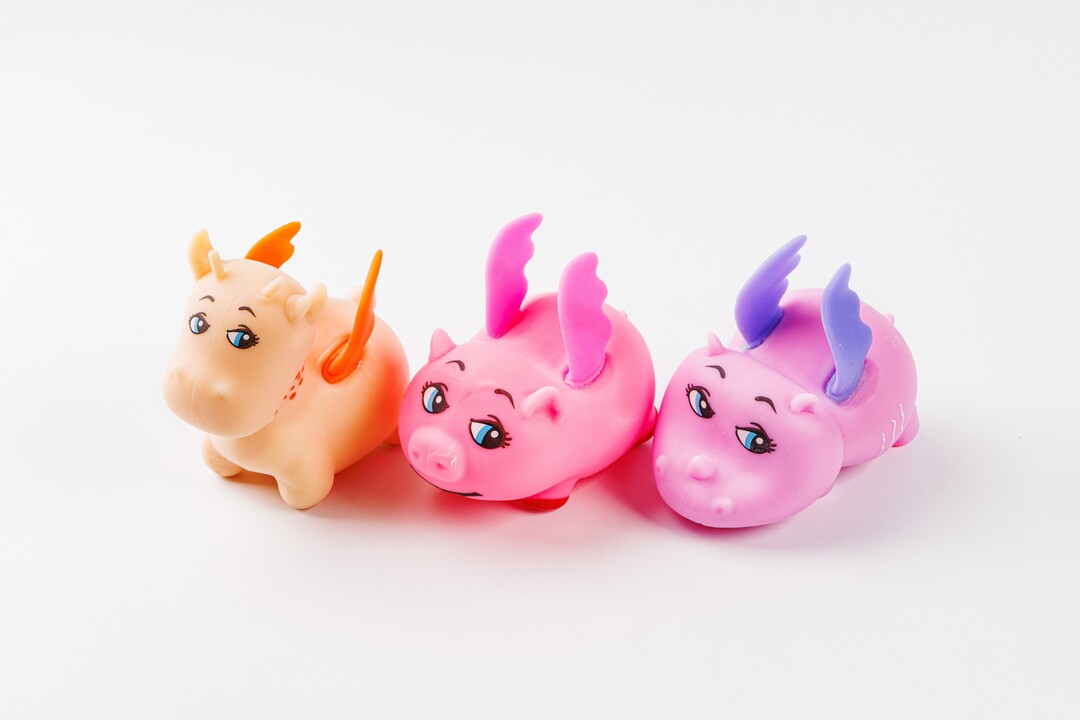 

Игрушка-антистресс 1TOY Жмяка Животные с крыльями, 1 шт, в ассортименте