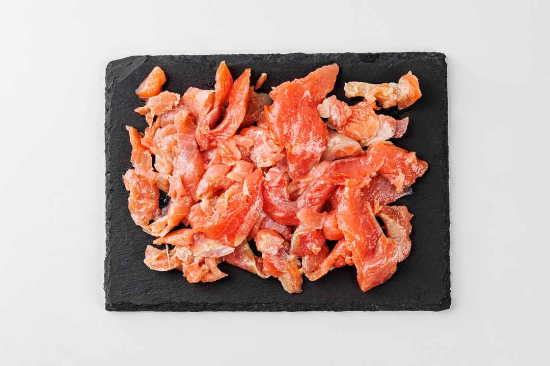 

Форель малосоленая кусочки для закусок, 150 г