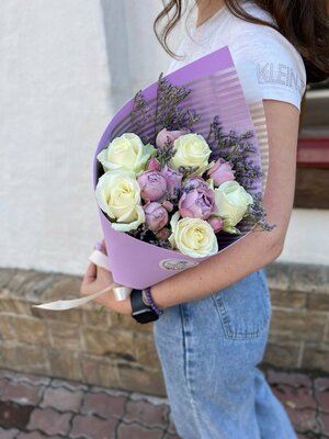 Букет с пионовидной розой Сиреневые дали