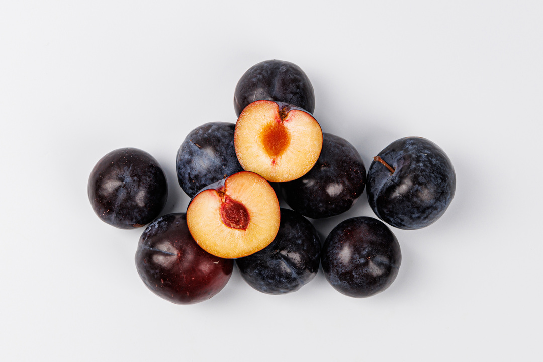 

Слива Аленушка, вес