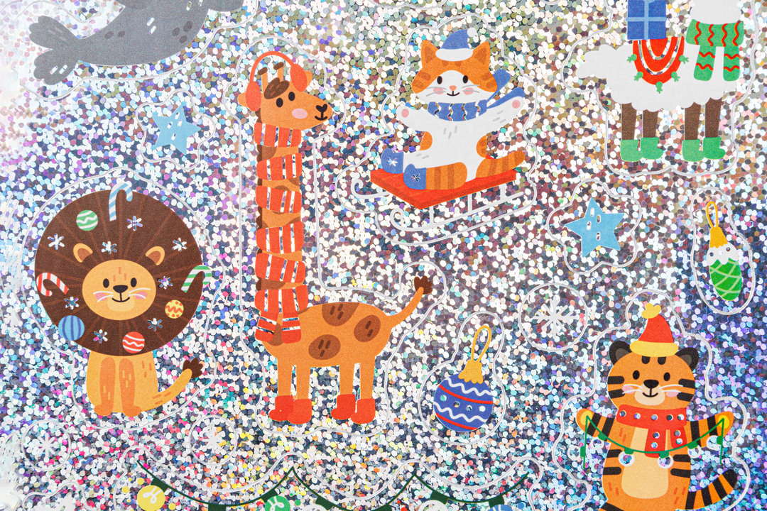 

Наклейки ВкусВилл Новогодние с голографией