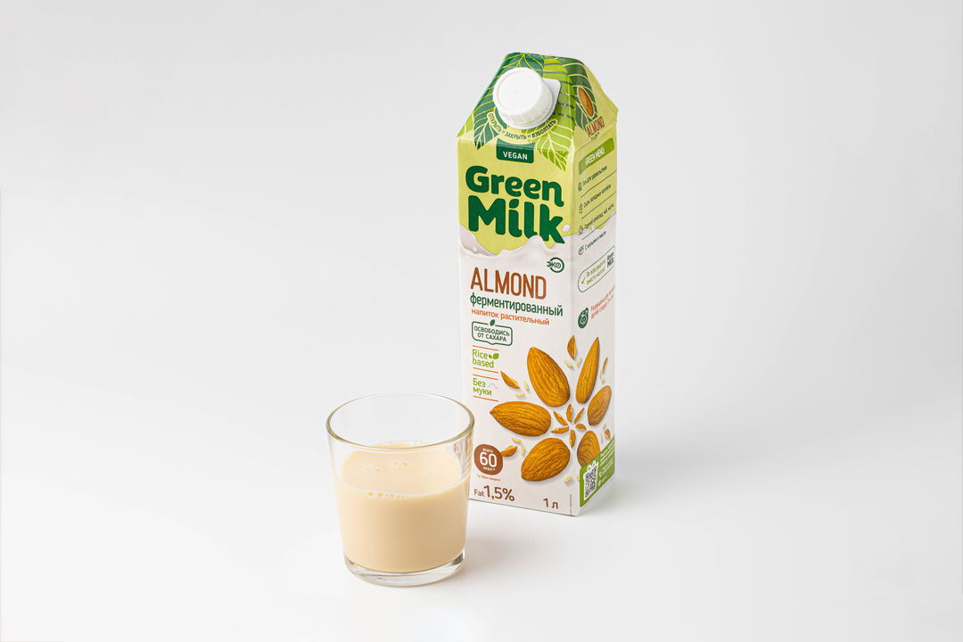 

Напиток на рисовой основе Green Milk Миндаль 1 л