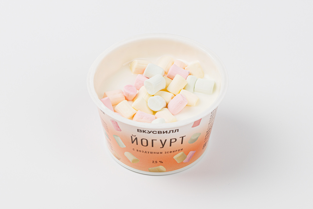 

Йогурт ВкусВилл с воздушным зефиром 2.5% 179 г