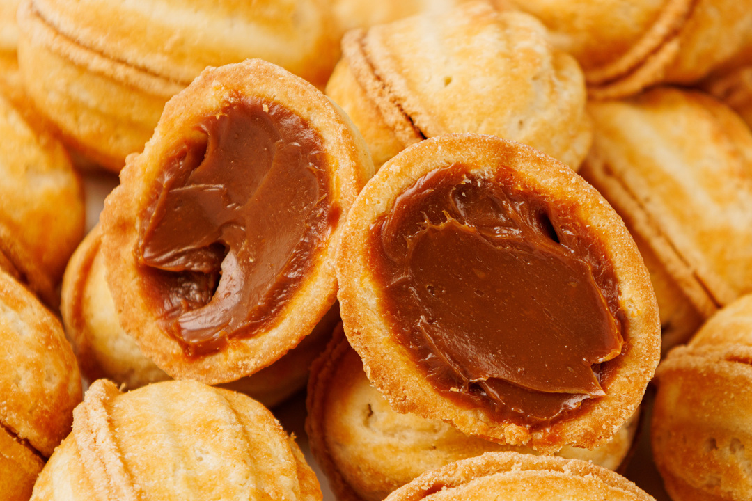 

Печенье ВкусВилл Шарики с варёной сгущёнкой 420 г