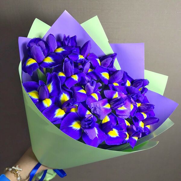 Букет из ирисов