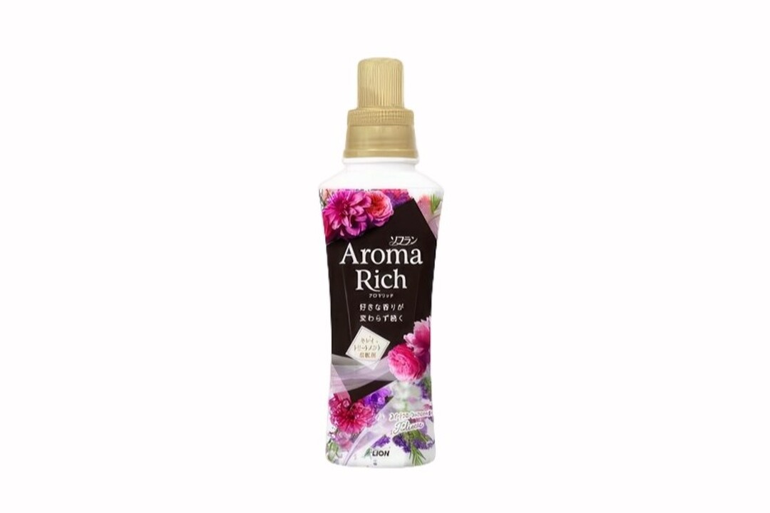 

Кондиционер для белья Lion Aroma Rich Juliette 480 мл